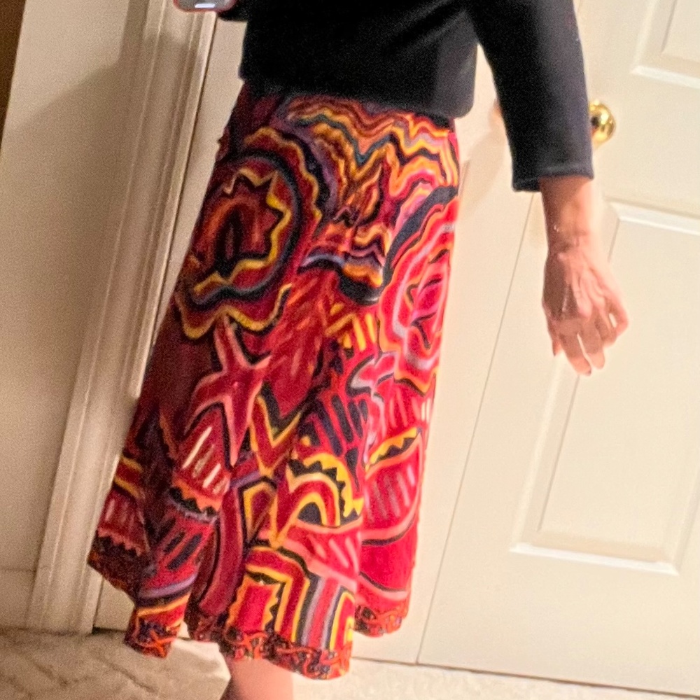 Skirt from Rome! - Picture 2 of 3